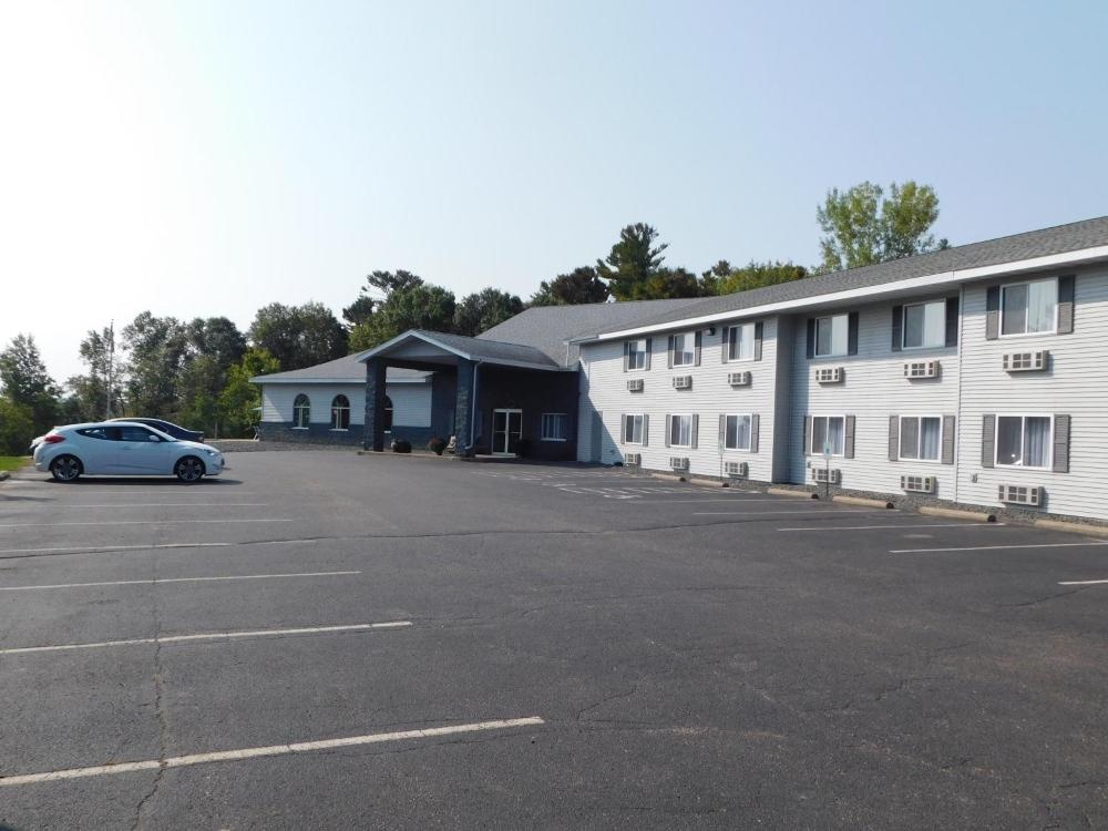 Northwoods Best Inn - Chetek