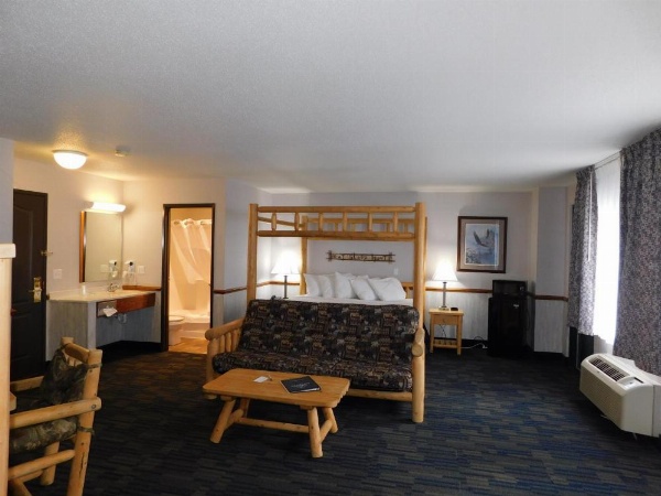 Northwoods Best Inn - Chetek image 17